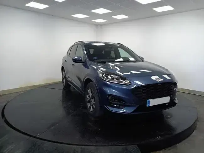 Usado Ford Kuga ST-Line 226 CV (166 kW) 2023 Azul SUV