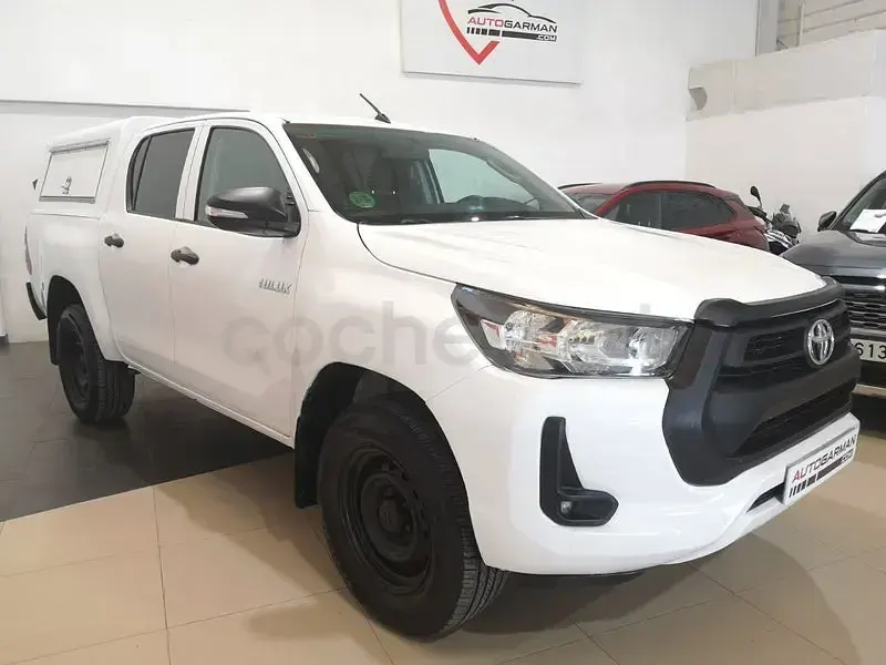 Usado Toyota HiLux 150 CV (110 kW) 2021 Blanco Pickup/Camioneta