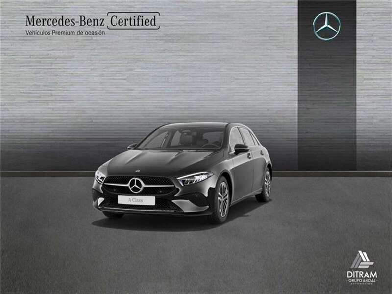 Usado 2023 Mercedes A180 Berlina | 27.264 € (Precio justo) - Imagen 1/4