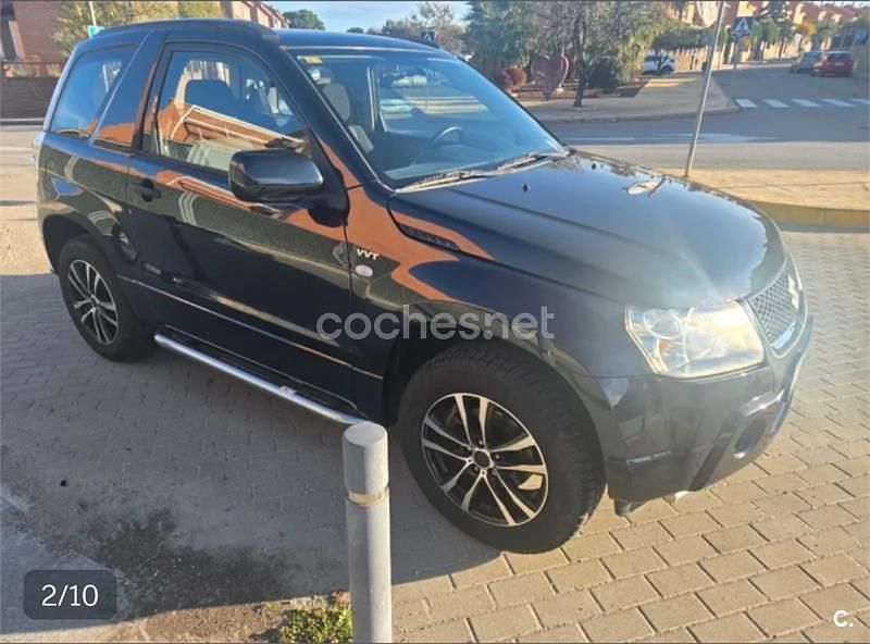 Usado Suzuki Grand Vitara 106 CV (77 kW) 2006 Negro SUV
