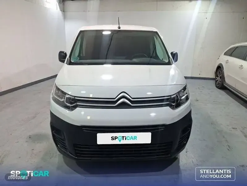 Usado Citroën Berlingo 102 CV (75 kW) 2024 Blanco Monovolumen