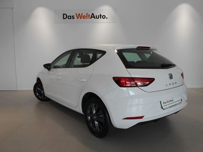 Blanco Usado 2019 Seat Leon Style | 16.500 € (Un poco caro) - Imagen 1/4