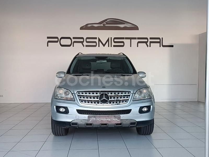 Gris / plata Usado 2005 Mercedes ML320 SUV | 10.900 € (Precio justo) - Imagen 1/4