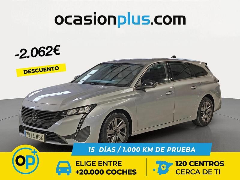 Usado Peugeot 308 Active 130 CV (95 kW) 2022 Gris / plata Familiar
