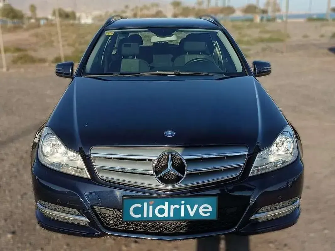 Usado Mercedes C180 Avantgarde 120 CV (88 kW) 2012 Azul Familiar