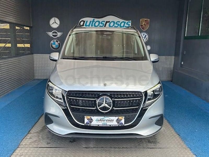 Usado Mercedes V220 163 CV (119 kW) 2025 Gris / plata Monovolumen