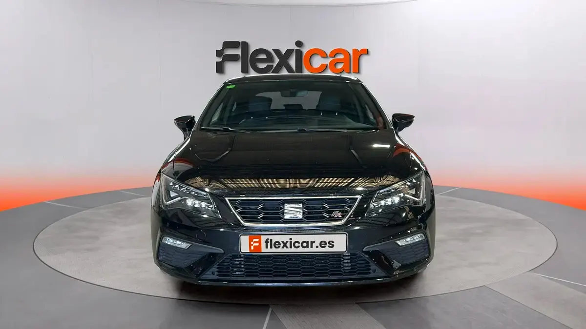 Usado Seat Leon FR 180 CV (132 kW) 2018 Negro Berlina