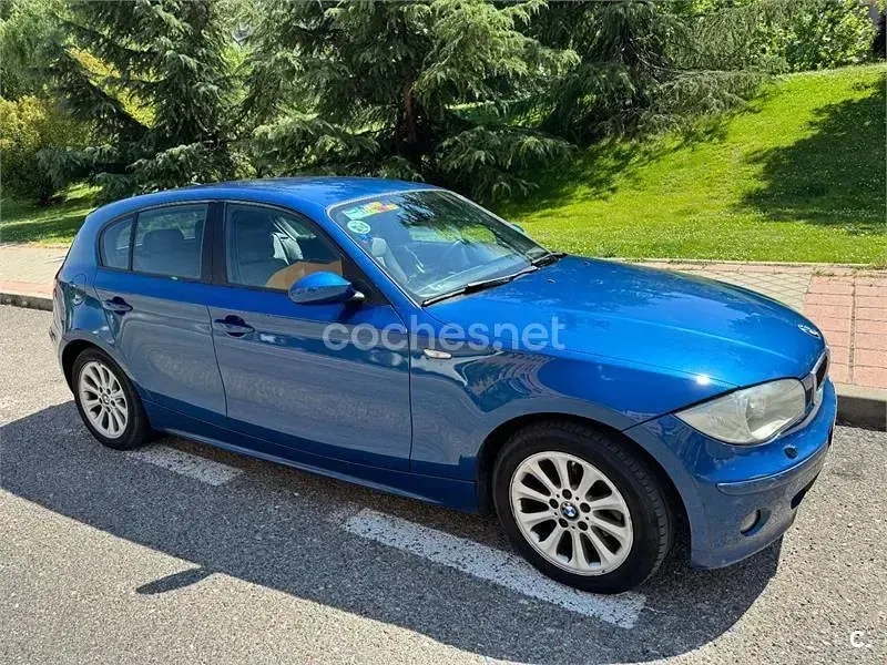 Usado BMW 120 163 CV (119 kW) 2006 Azul Utilitario