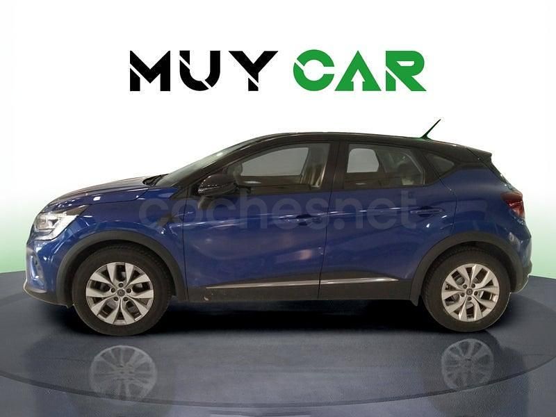 Usado Renault Captur Intens 101 HP (74 kW) 2020 Azul SUV