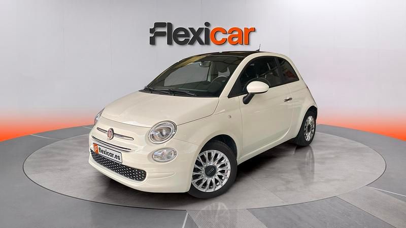 Używany Fiat 500 Lounge 71 KM (52 kW) 2020 Biały Sedan/Limuzyna