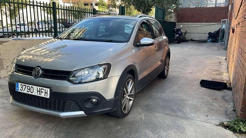 Usado 2011 VW Polo Cross Utilitario | 6999 € - Imagen 1/4