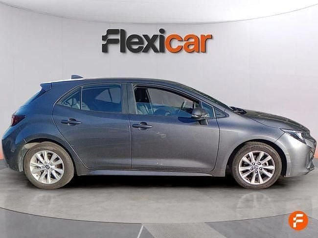Usado Toyota Corolla Active 140 CV (102 kW) 2024 Gris Berlina
