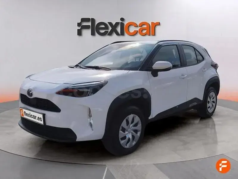 Nuevo Toyota Yaris Cross Active 130 CV (95 kW) 2026 Blanco SUV