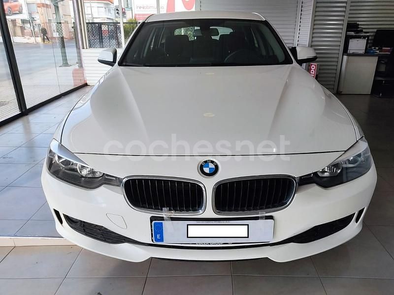 Usado BMW 316 116 CV (85 kW) 2014 Blanco Familiar