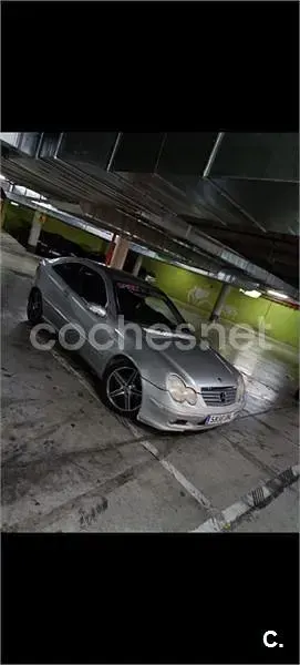 Käytetty Mercedes C200 122 HP (89 kW) 2004 Harmaa Sedan