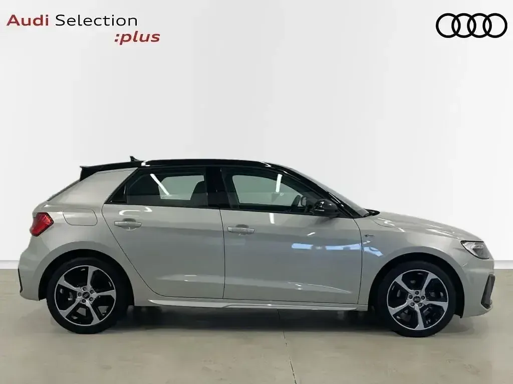 Usado Audi A1 116 CV (85 kW) 2025 Gris SUV
