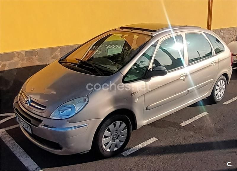 Beige Usado 2004 Citroën Xsara Picasso Monovolumen | 2800 € (Precio justo) - Imagen 1/4