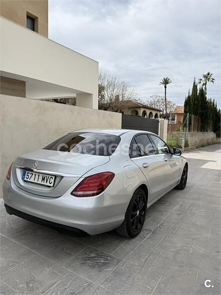 Usado Mercedes C200 136 CV (100 kW) 2018 Gris / plata Berlina