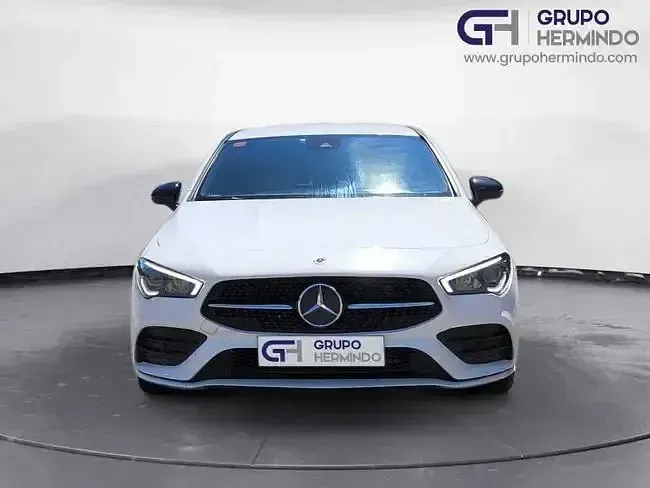 Occasion Mercedes CLA200 Shooting Brake 150 PK (110 kW) 2021 Wit Stationwagen