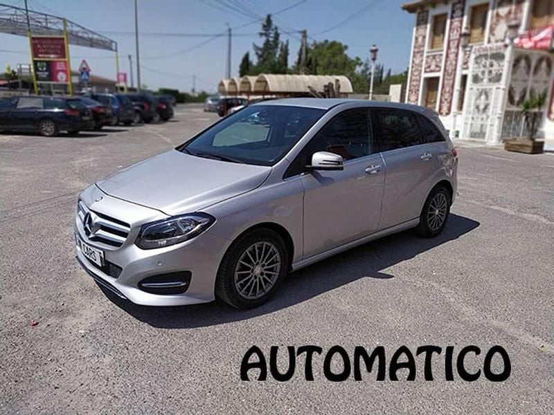 Plateado Usado 2017 Mercedes B180 Monovolumen | 16.990 € (Precio justo) - Imagen 1/4