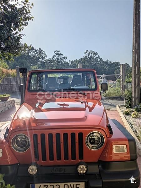 Usado Jeep Wrangler Sport 143 CV (105 kW) 2006 Rojo SUV