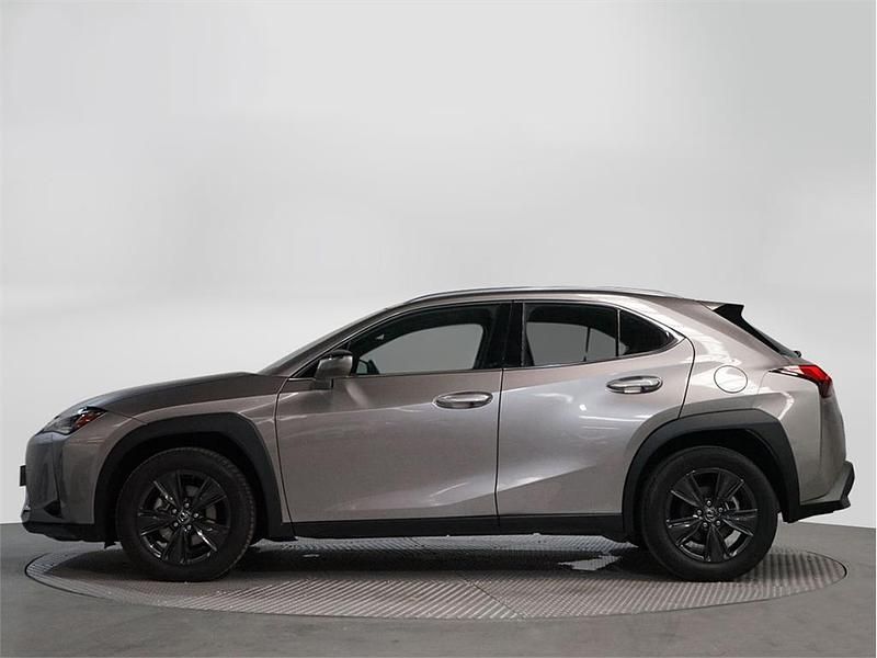 Usado Lexus UX Business Edition 184 CV (135 kW) 2021 Titanium SUV