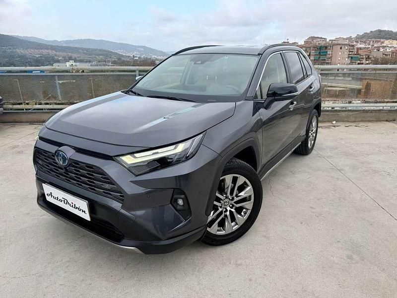 Usado Toyota RAV4 Hybrid Luxury 218 CV (160 kW) 2022 Gris SUV