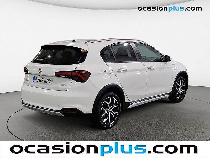 Usado Fiat Tipo Cross 130 CV (95 kW) 2022 Blanco Berlina