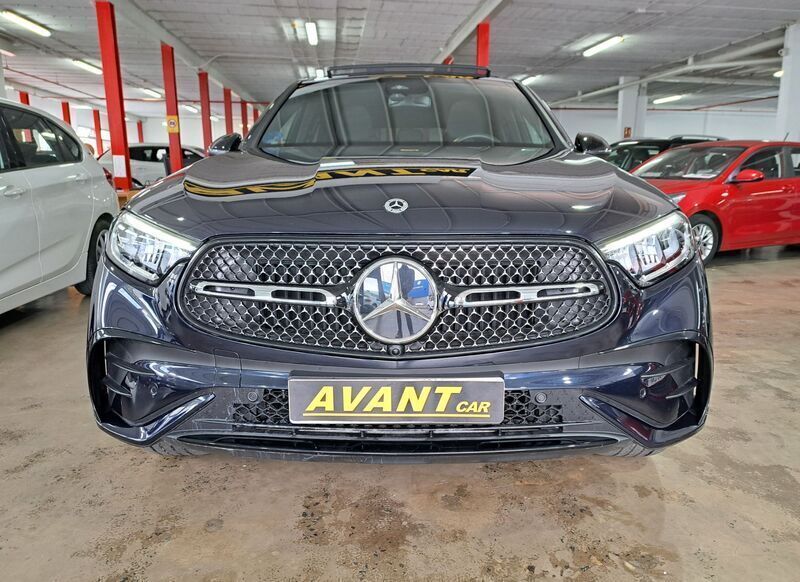 Usado Mercedes GLC300e 333 CV (244 kW) 2024 Azul Coupe