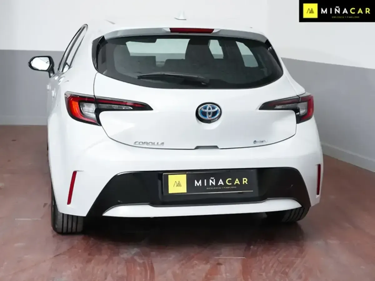 Usado Toyota Corolla Active 140 CV (102 kW) 2025 Gris