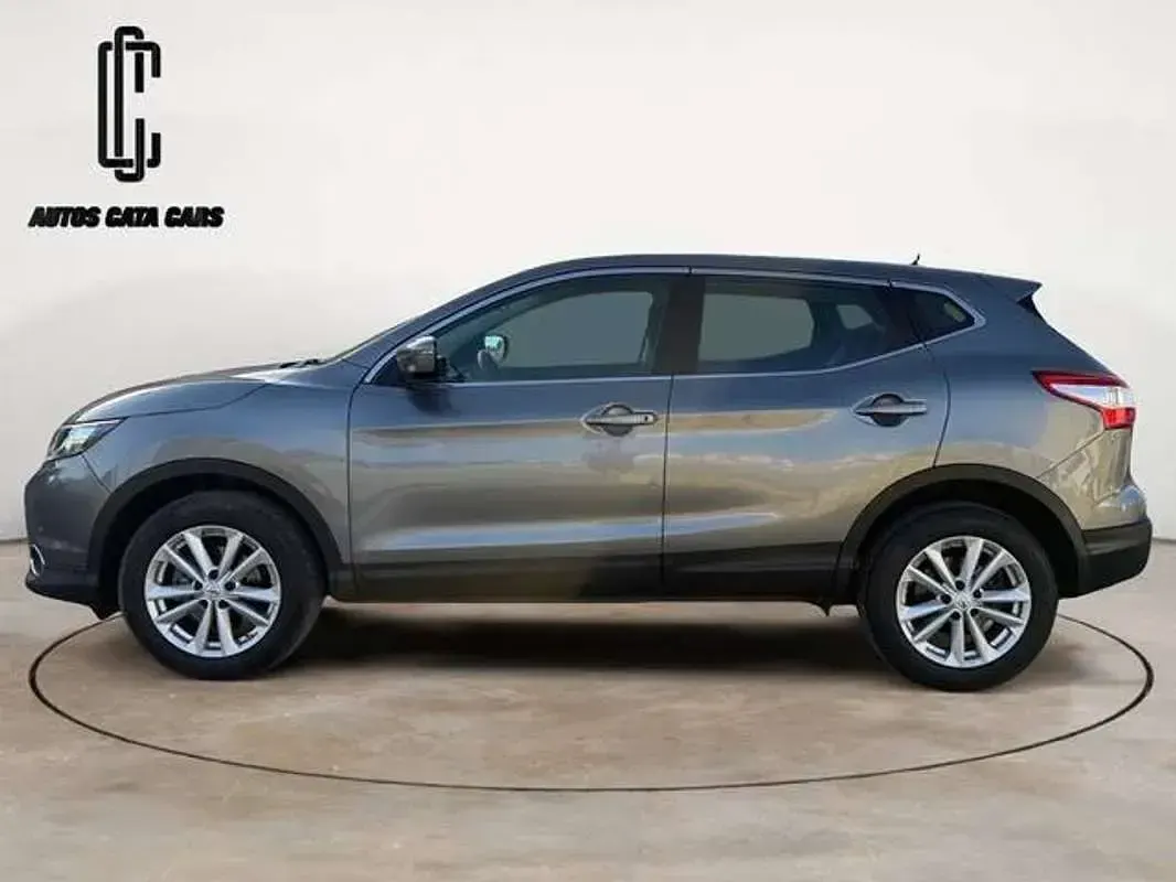 Usado Nissan Qashqai Visia 110 CV (80 kW) 2015 Gris SUV