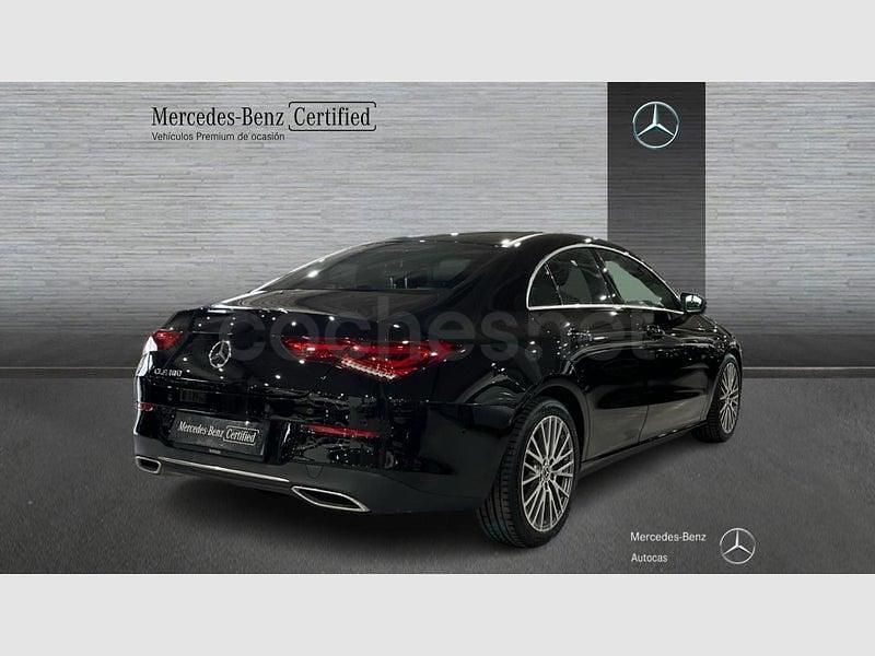 Usado Mercedes CLA180 136 CV (100 kW) 2022 Negro Berlina