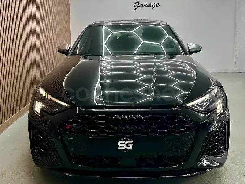 Usado Audi RS3 400 CV (294 kW) 2022 Negro Berlina