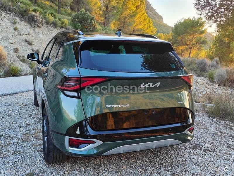 Usado Kia Sportage GT-Line 230 CV (169 kW) 2022 Verde SUV