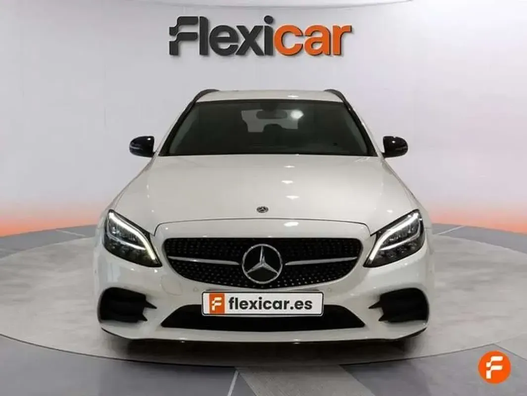 Usado Mercedes C200 160 CV (117 kW) 2019 Blanco Familiar