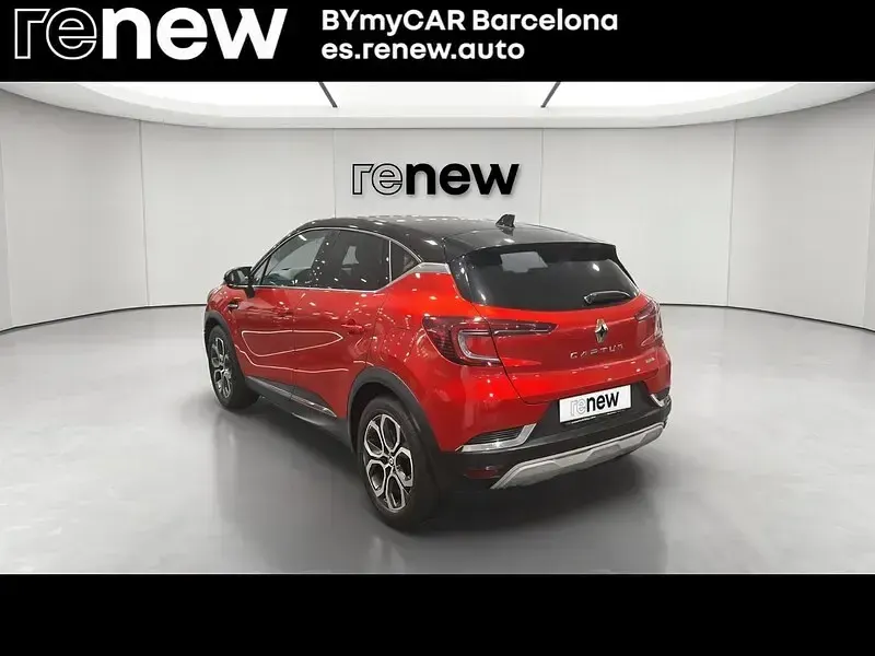 Usado Renault Captur Zen 160 CV (117 kW) 2022 Rojo SUV
