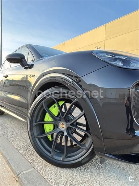Usado Porsche Cayenne Coupe 462 CV (339 kW) 2020 Negro Coupe