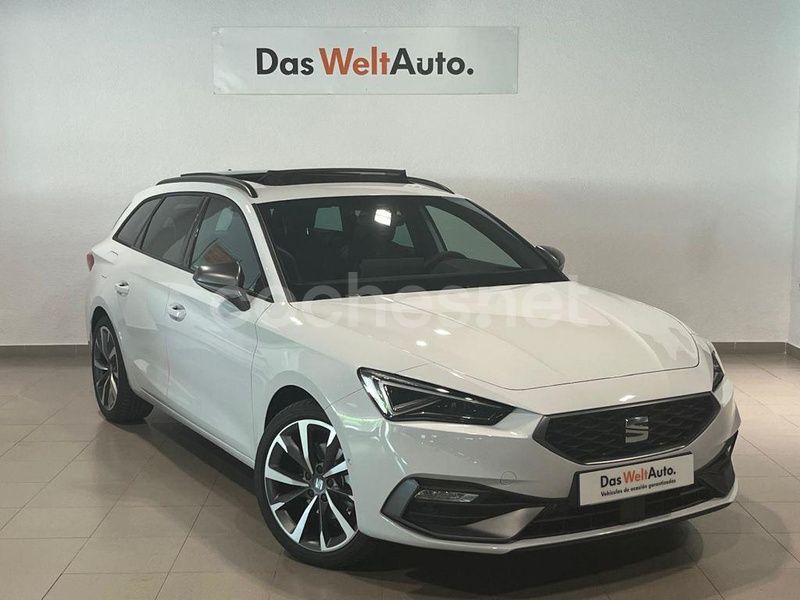 Blanco Nuevo 2025 Seat Leon FR Familiar | 25.490 € (Precio justo) - Imagen 1/4