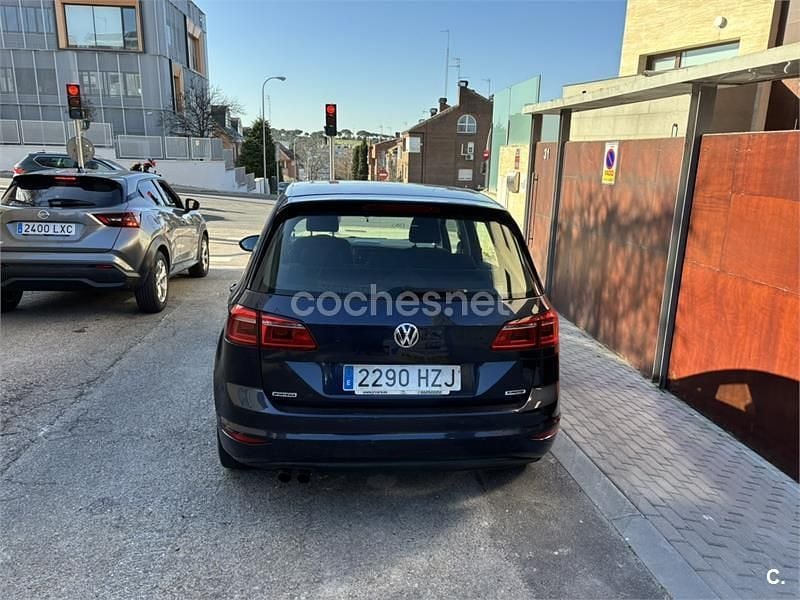 Usado VW Golf Sportsvan Sportline 150 CV (110 kW) 2014 Azul Monovolumen