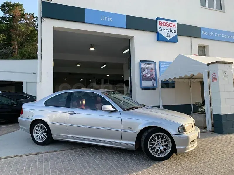 Usado BMW 325 192 CV (141 kW) 2001 Gris / plata Coupe