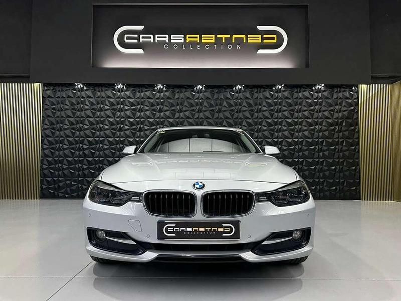 Usado BMW 318 Sport Line 143 CV (105 kW) 2014 Gris Berlina