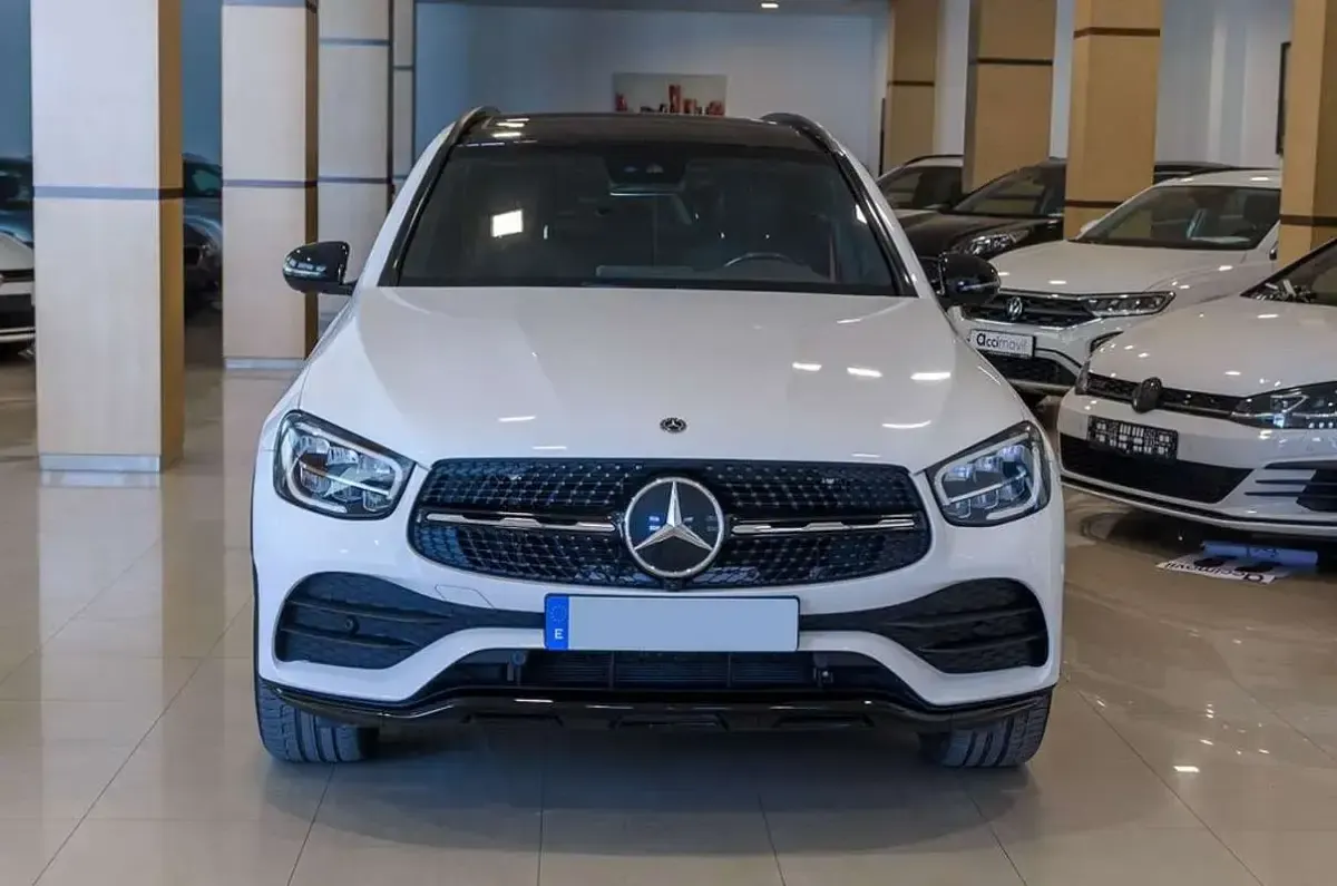 Usado Mercedes GLC220 170 CV (125 kW) 2022 Blanco SUV