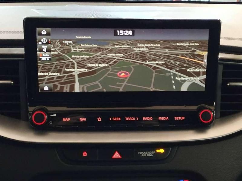 Usado Kia XCeed 120 CV (88 kW) 2019 Rojo SUV