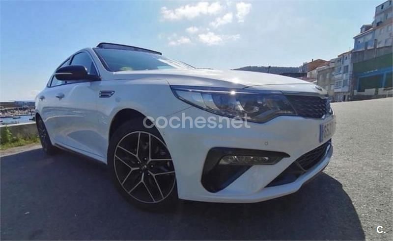 Blanco Usado 2019 Kia Optima GT-Line Berlina | 22.990 € (Un poco caro) - Imagen 1/4