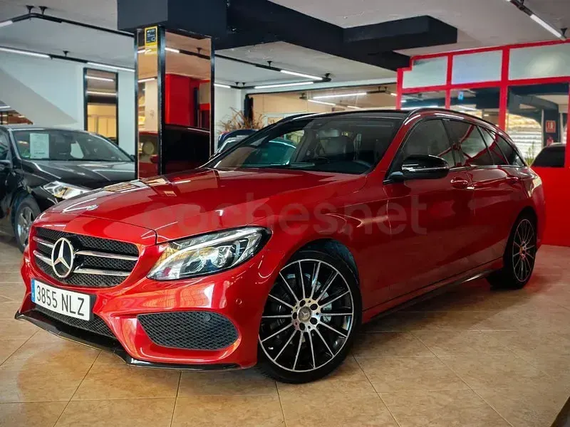 Usado Mercedes C220 AMG 170 CV (125 kW) 2016 Rojo Familiar