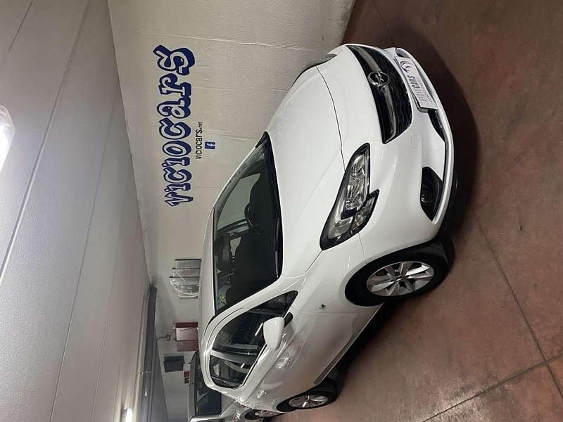 Blanco Usado 2016 Opel Corsa Color Edition Utilitario | 7500 € (Un poco caro) - Imagen 1/4