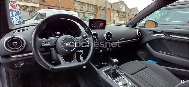 Usado Audi A3 S-Line 150 CV (110 kW) 2017 Gris / plata Berlina