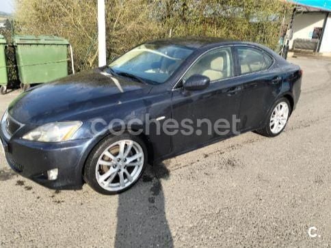 Azul Usado 2008 Lexus IS220d Luxury Line Berlina | 6995 € (Precio justo) - Imagen 1/4