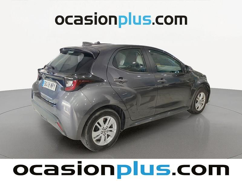 Usado Toyota Yaris Edition 125 CV (91 kW) 2024 Gris Utilitario