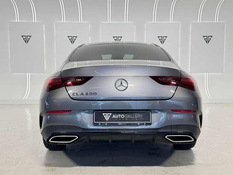 Usado Mercedes CLA200 163 CV (119 kW) 2024 Gris Coupe